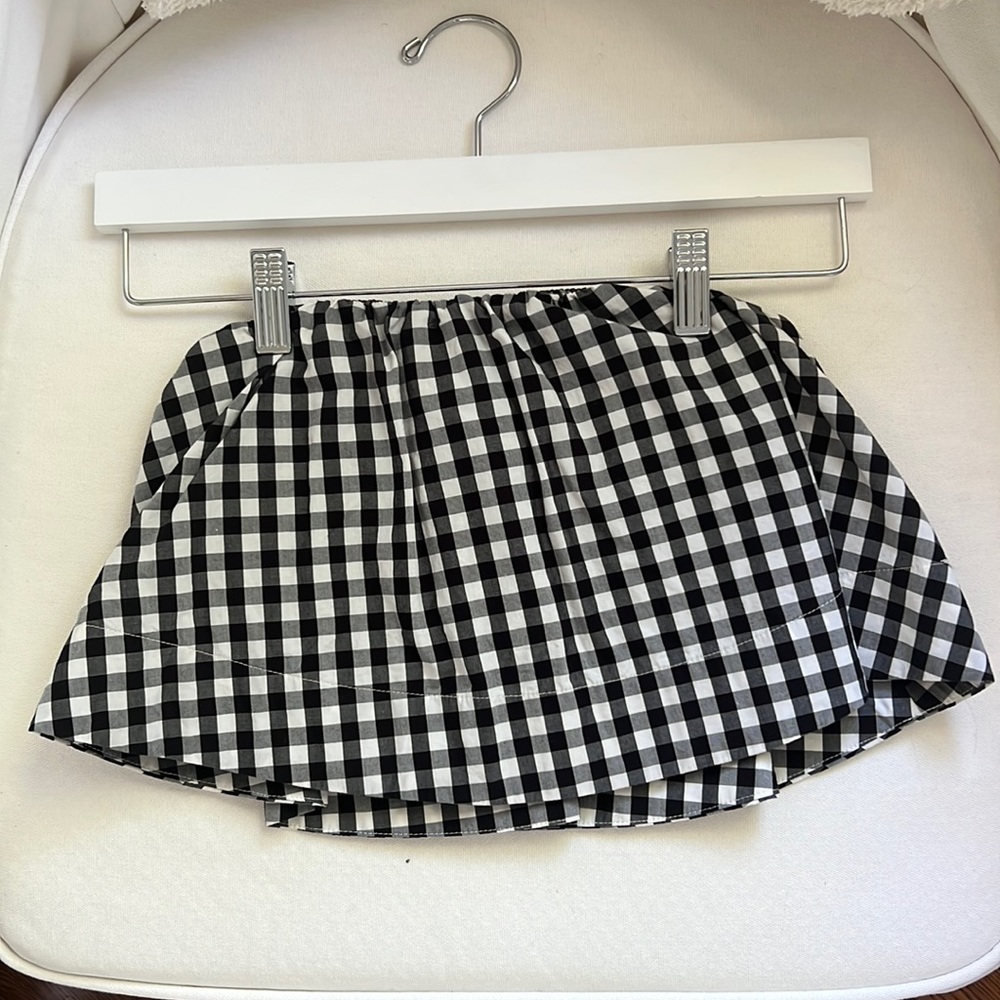 Aritzia-Wilfred gingham black and white crop top